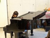 ピアノ教室、バイオリン教室のクレッシェレ音楽教室、ピアノ、バイオリン、チェロ、ソルフェージュの音楽教室のお楽しみ会でのピアノ、バイオリン、ソルフェージュの生徒さんの様子１